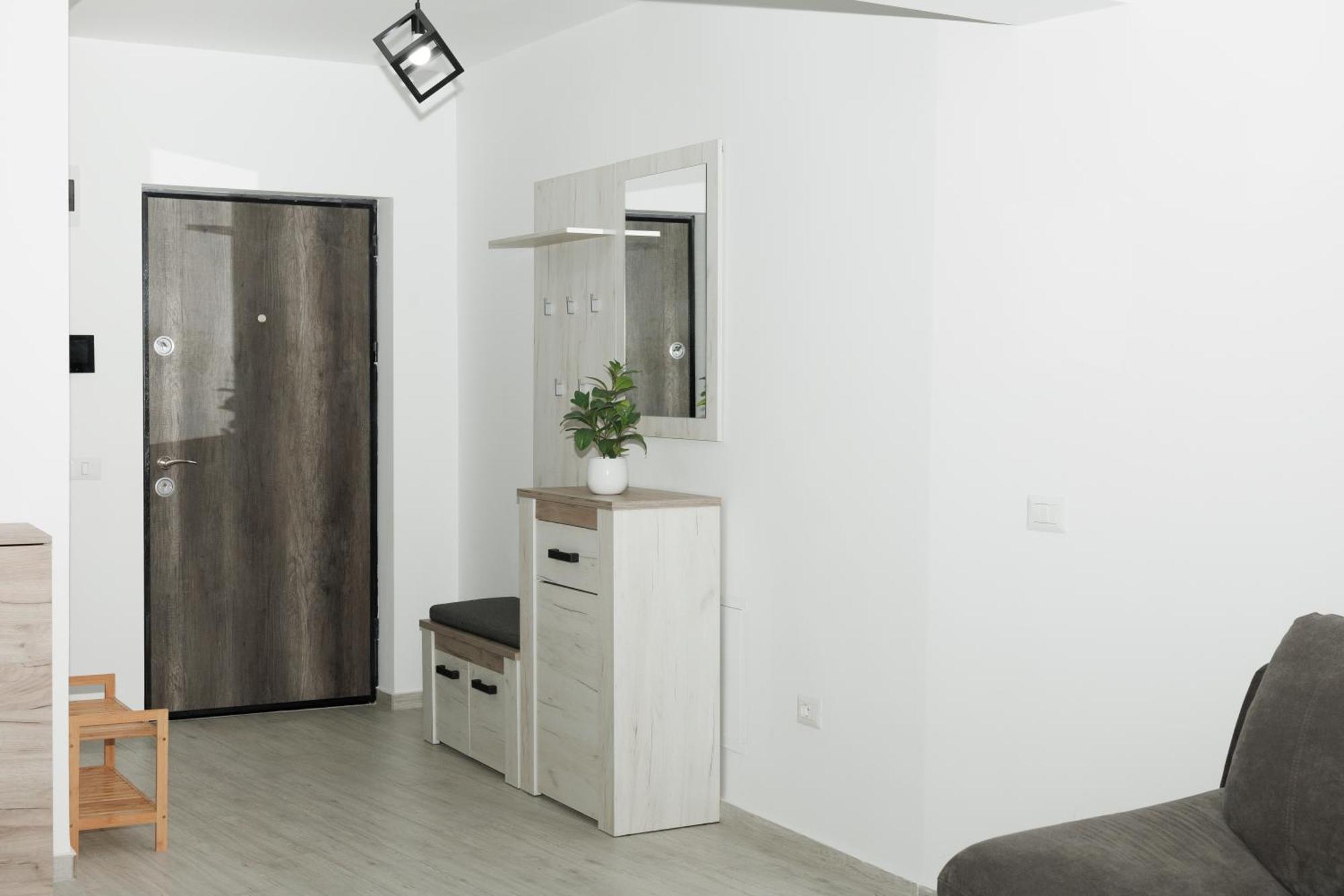 Cozy Aparthotel K Suceava Exterior photo